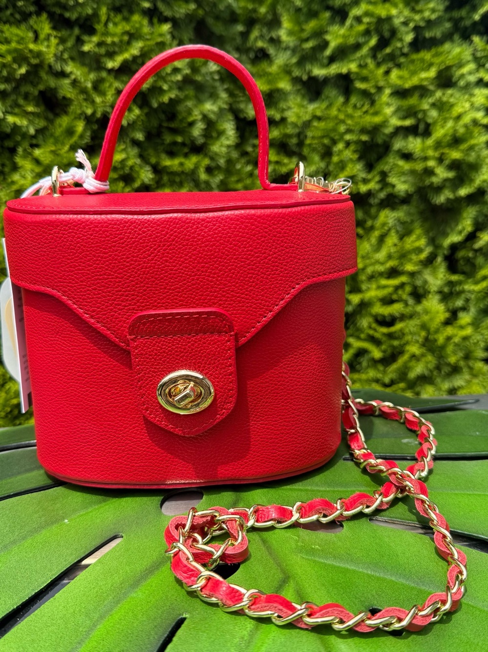 New Viola Castellani Red Leather Top-Handle Crossbody Bag with Gold Chain - Picture 11 of 13